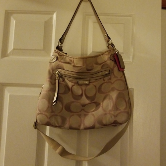 💖 Coach Handbag 👜 - Picture 1 of 7